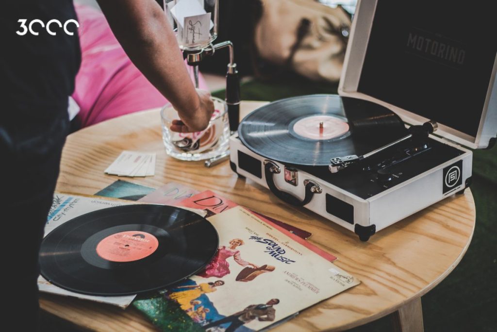 What Will You Find at Vinyl Bar